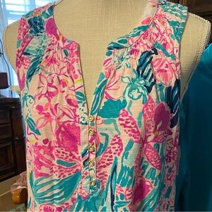 Lilly Pulitzer Printed Sleeveless Etta Smocked Neckline Top, Gold Buttons, L